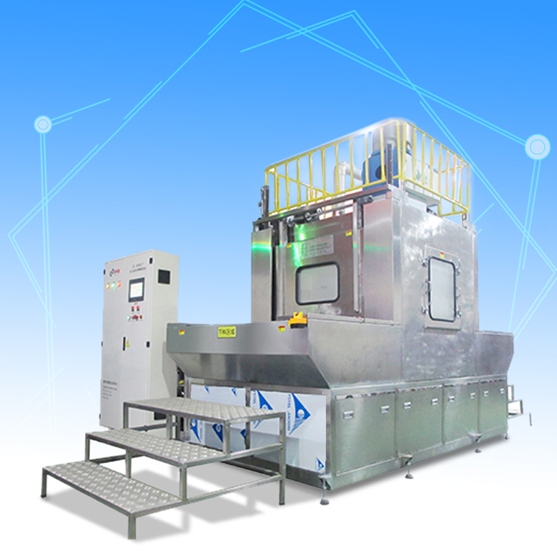 Automatic high pressure spray cleaning machine